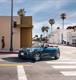 MINI Cabrio Sidewalk Edition – vista dianteira MINI Cabrio Sidewalk Edition – vista dianteira